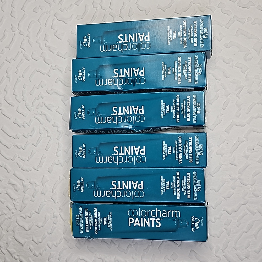 WELLA COLORCHARM PAINT IN TEAL SEMI-PERMANENT 4 AVAILABLE